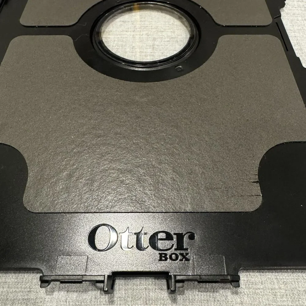 iPad OtterBox Defender Series Case w/ Integrated Stand, Rigid Plastic, Black
